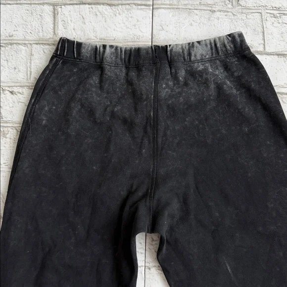 Kith - Picture 6 of 10